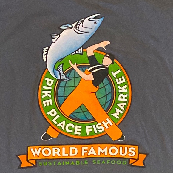 World π Famous Pike Place Fish Market Sustainable Seafood T-Shirt - Picture 2 of 5